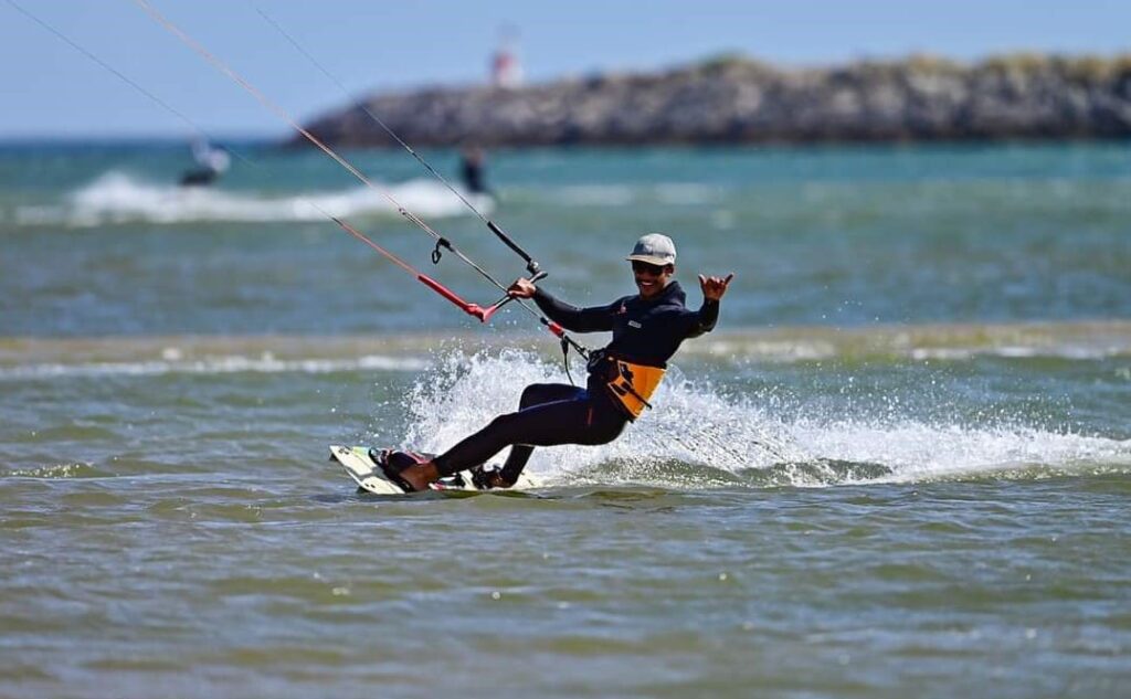 Kitesurfing Algarve Portugal - Algarve Fun Sports - Kitesurfing Lagos